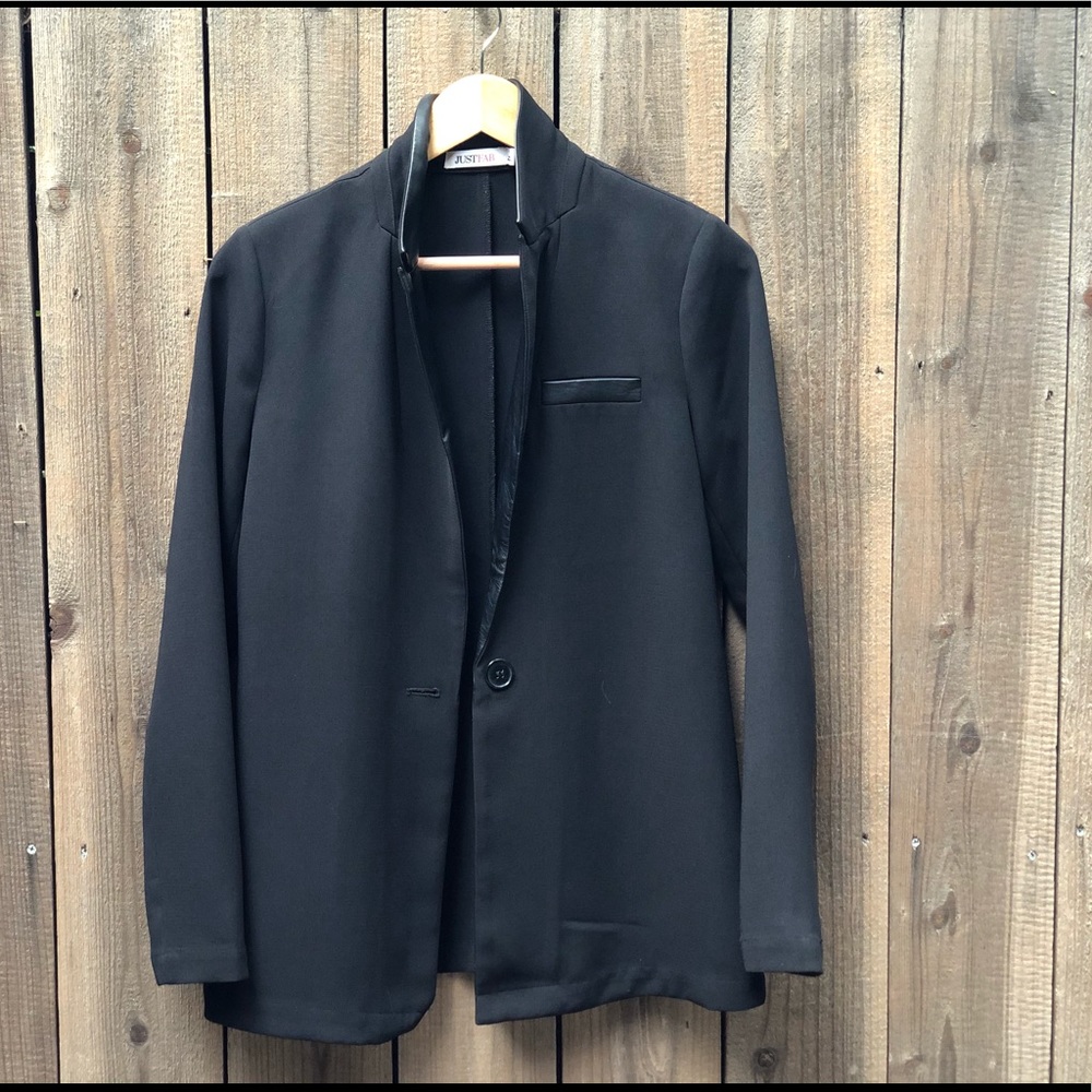 Blazer with faux leather trim - S